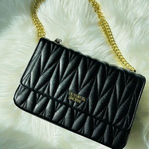 Victoria’s Secret crossbody Bag QUILTED
